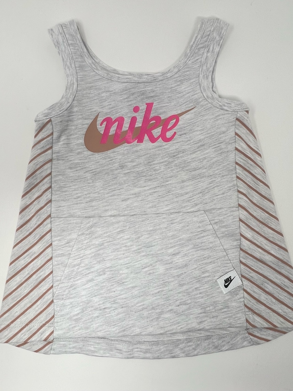 Girl’s Nike Top